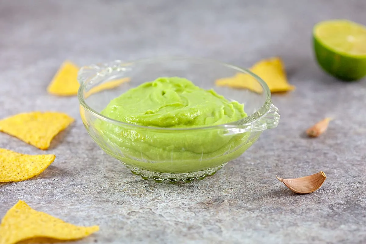 Creamy avocado dip