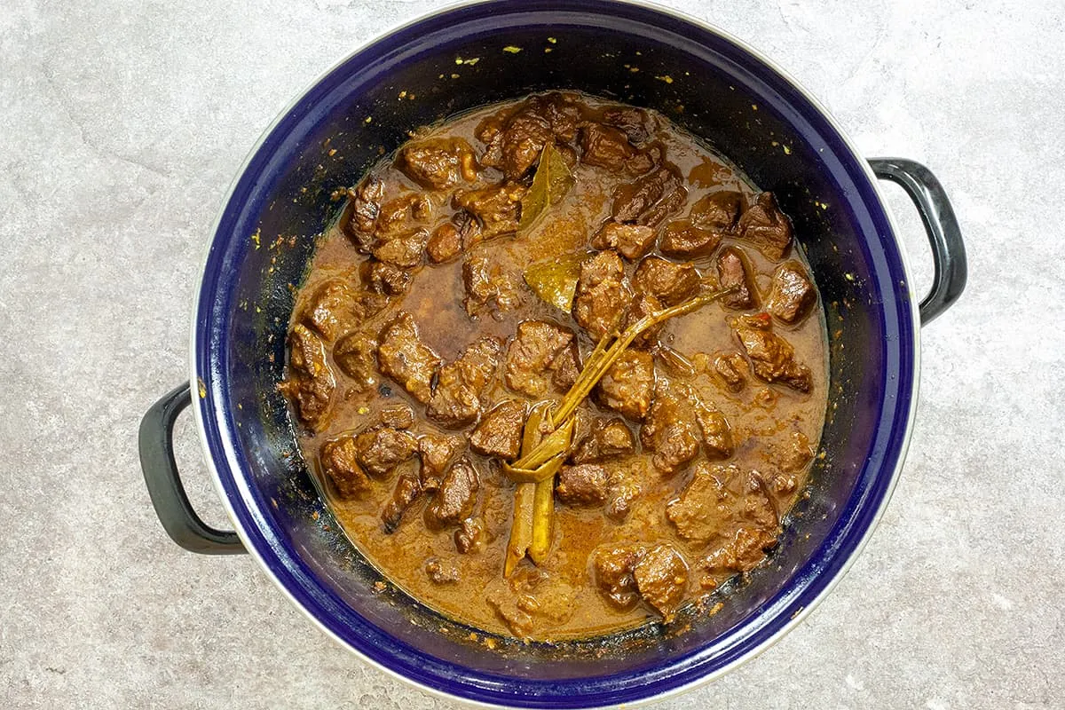 Daging Roedjak - Indonesian beef stew in coconut milk