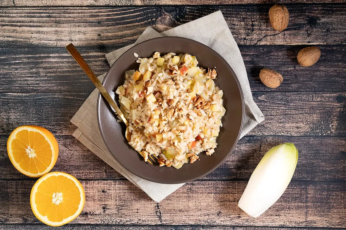 Apple and chicory risotto - flavorful vegetarian risotto