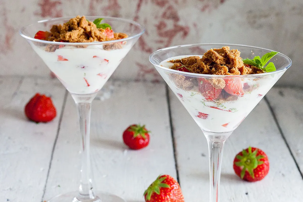 Quark, strawberry, and coffee dessert