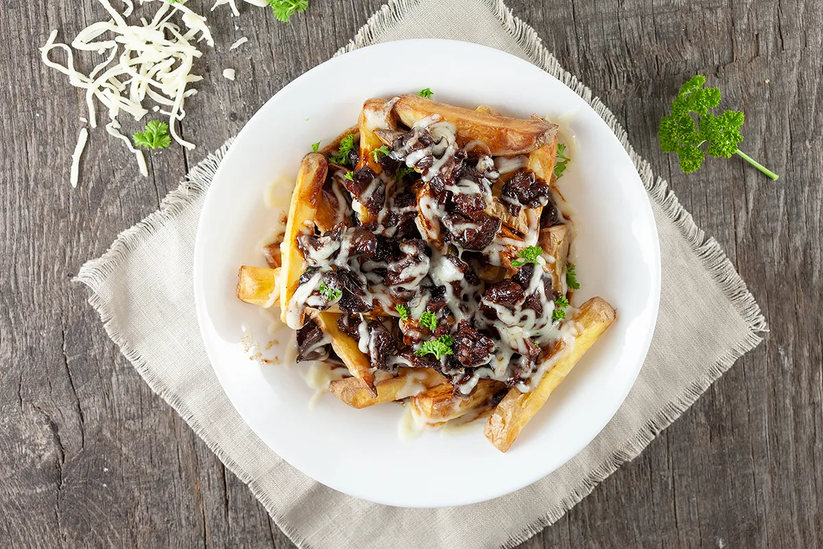 Beef stew poutine