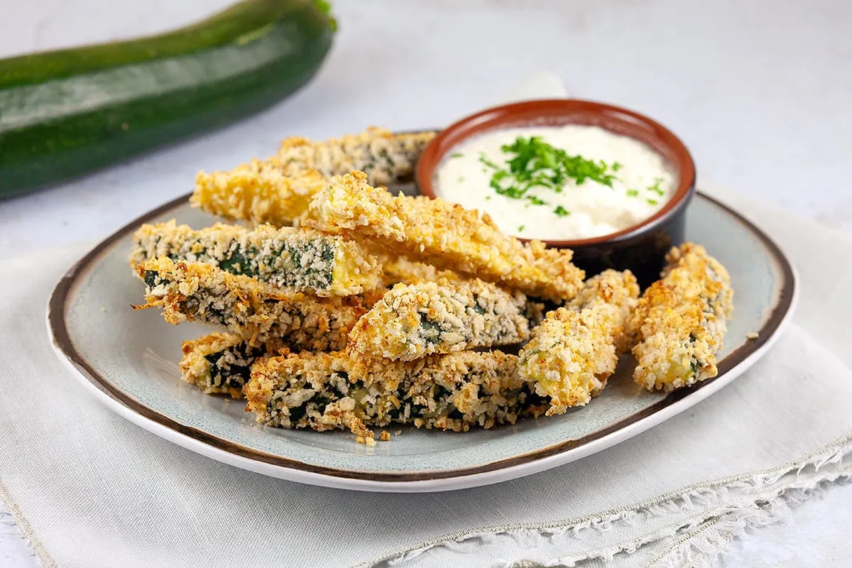 Courgette fries (oven-baked)