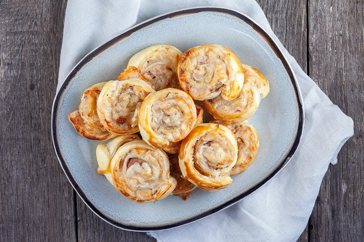 Ham and cheese rolls