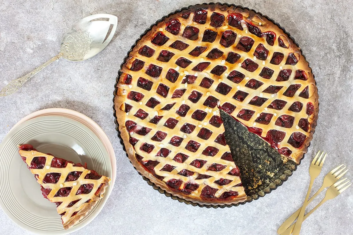 Dutch cherry pie - kersenvlaai