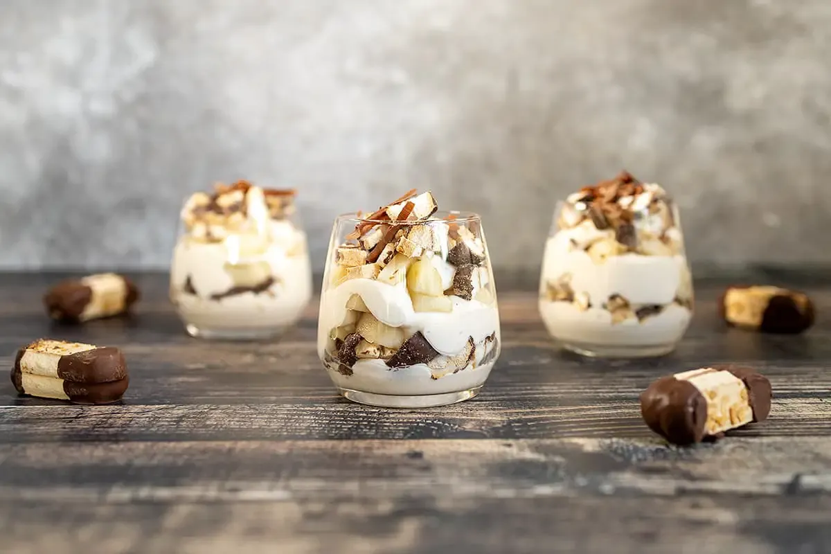 Dutch goat's feet biscuit dessert - easy and fun to make