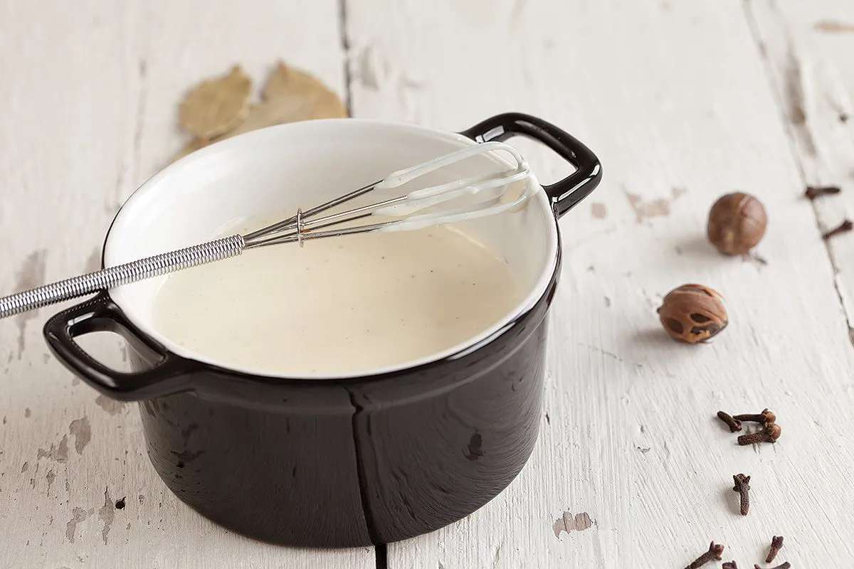 How to make bechamel sauce