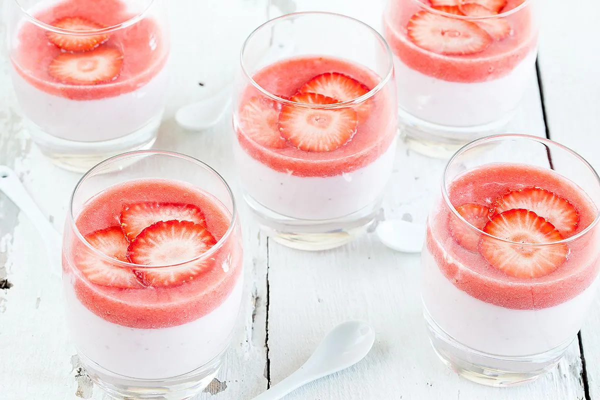 Strawberry anise quark