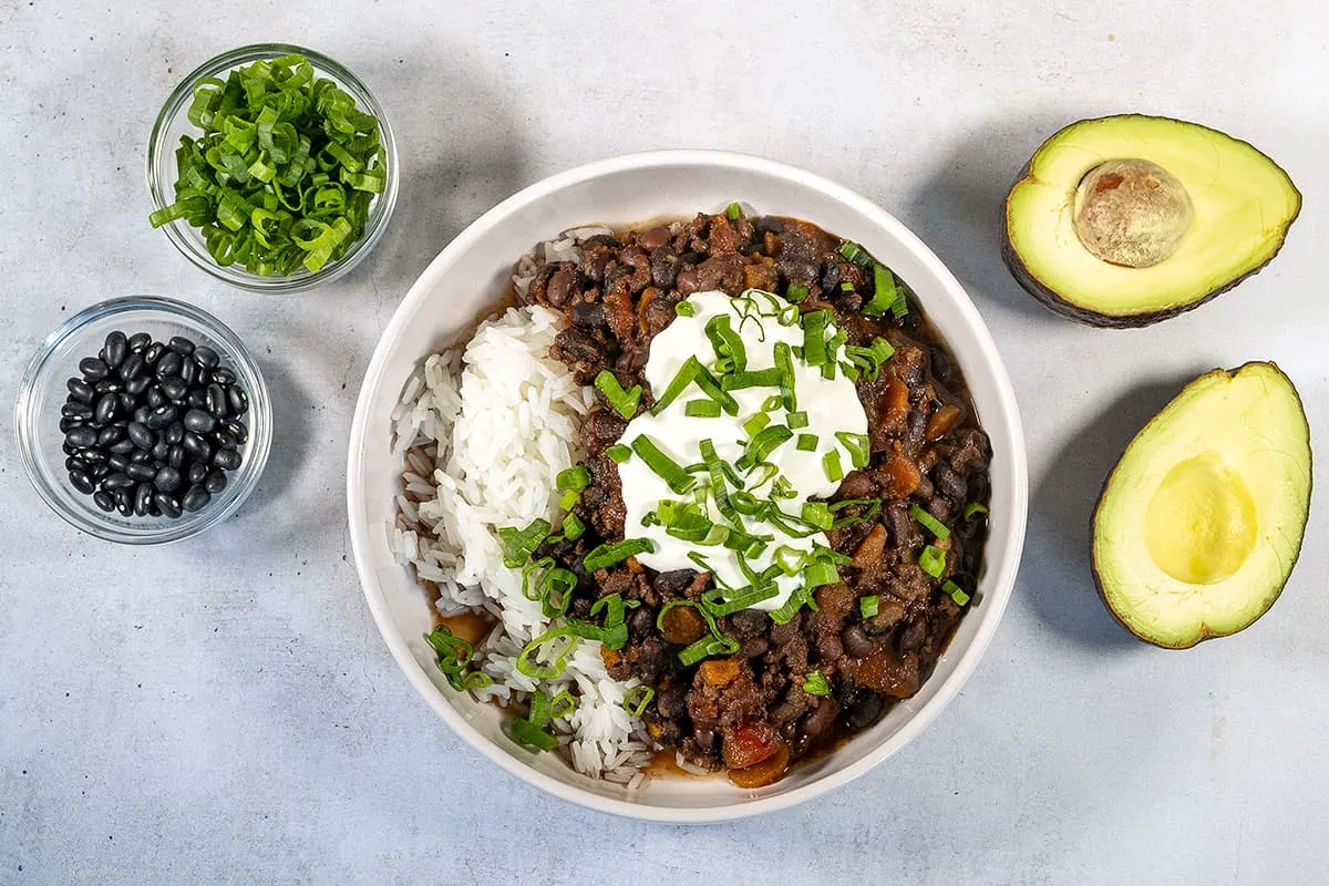Slow cooker black bean stew - deliciously spicy