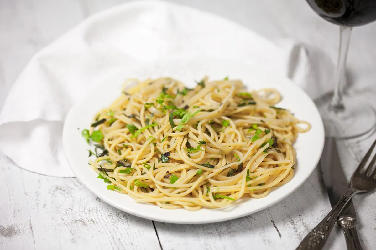 Spaghetti with chilli and garlic
