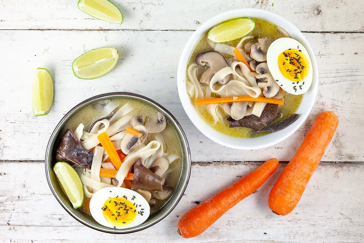 Coconut soup with 3 varieties of mushroom