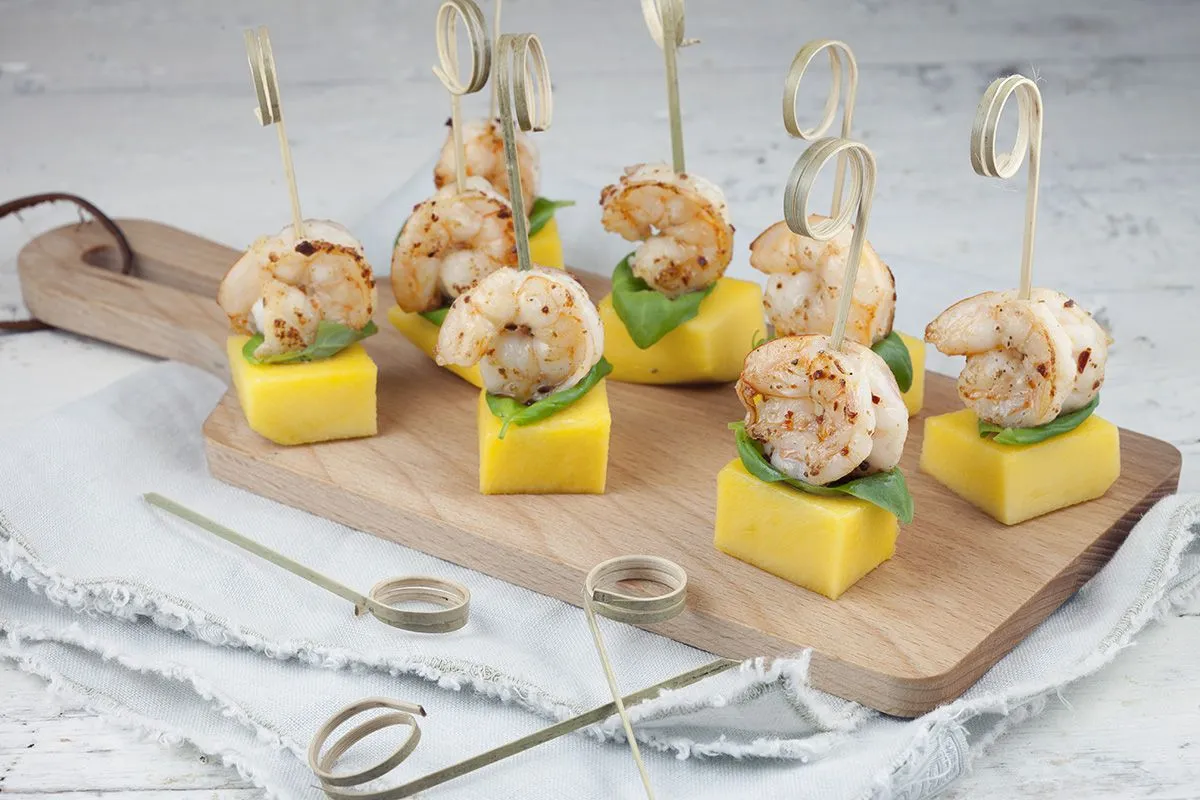 Mango shrimp bites