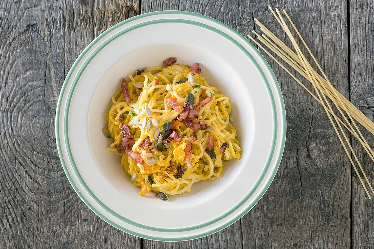 Cheesy pumpkin spaghetti