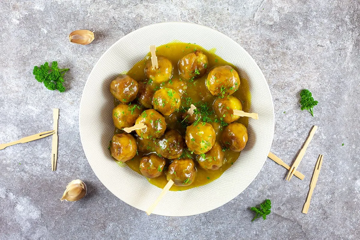 Albóndigas de choco (Spanish squid balls)