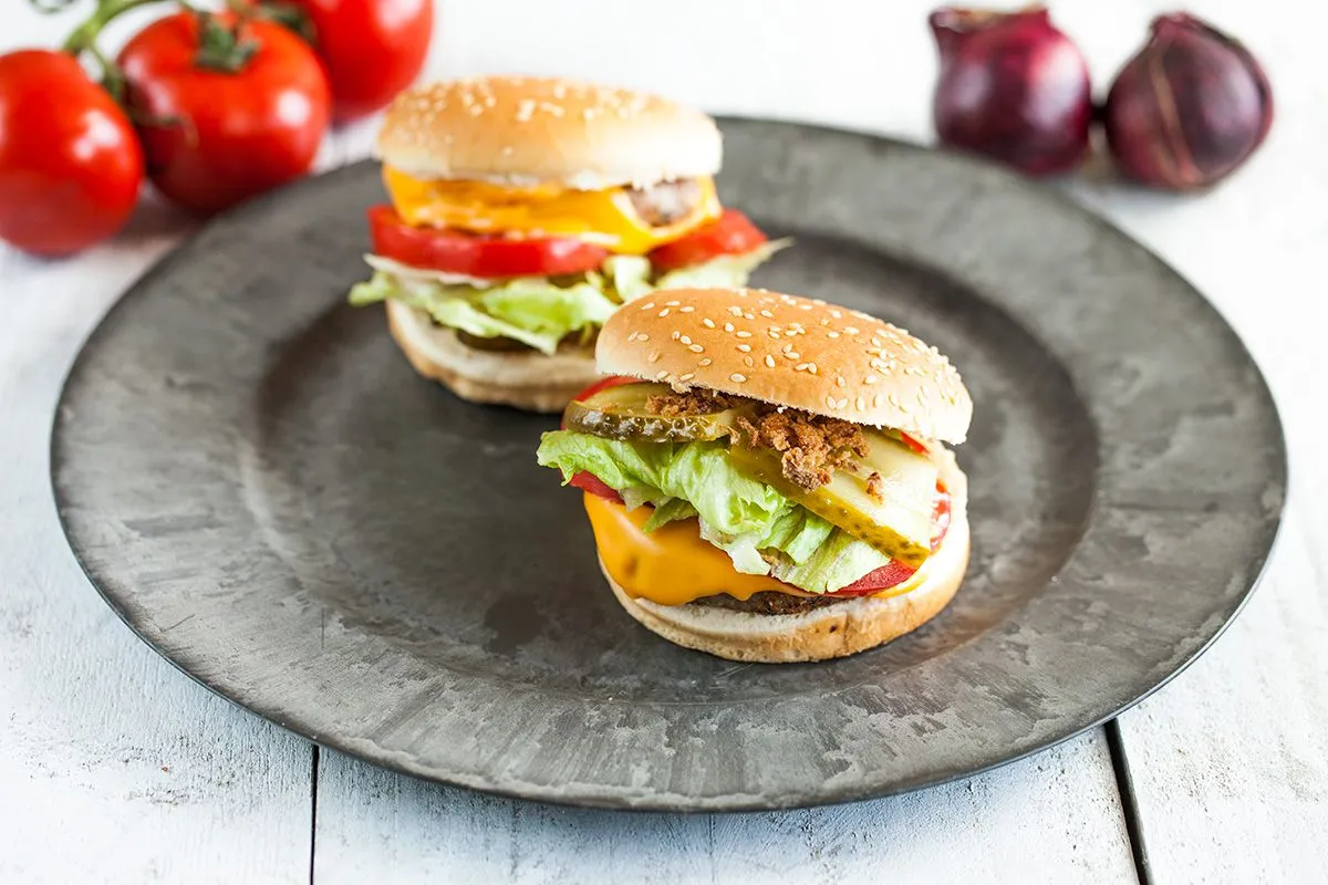 Classic cheeseburger