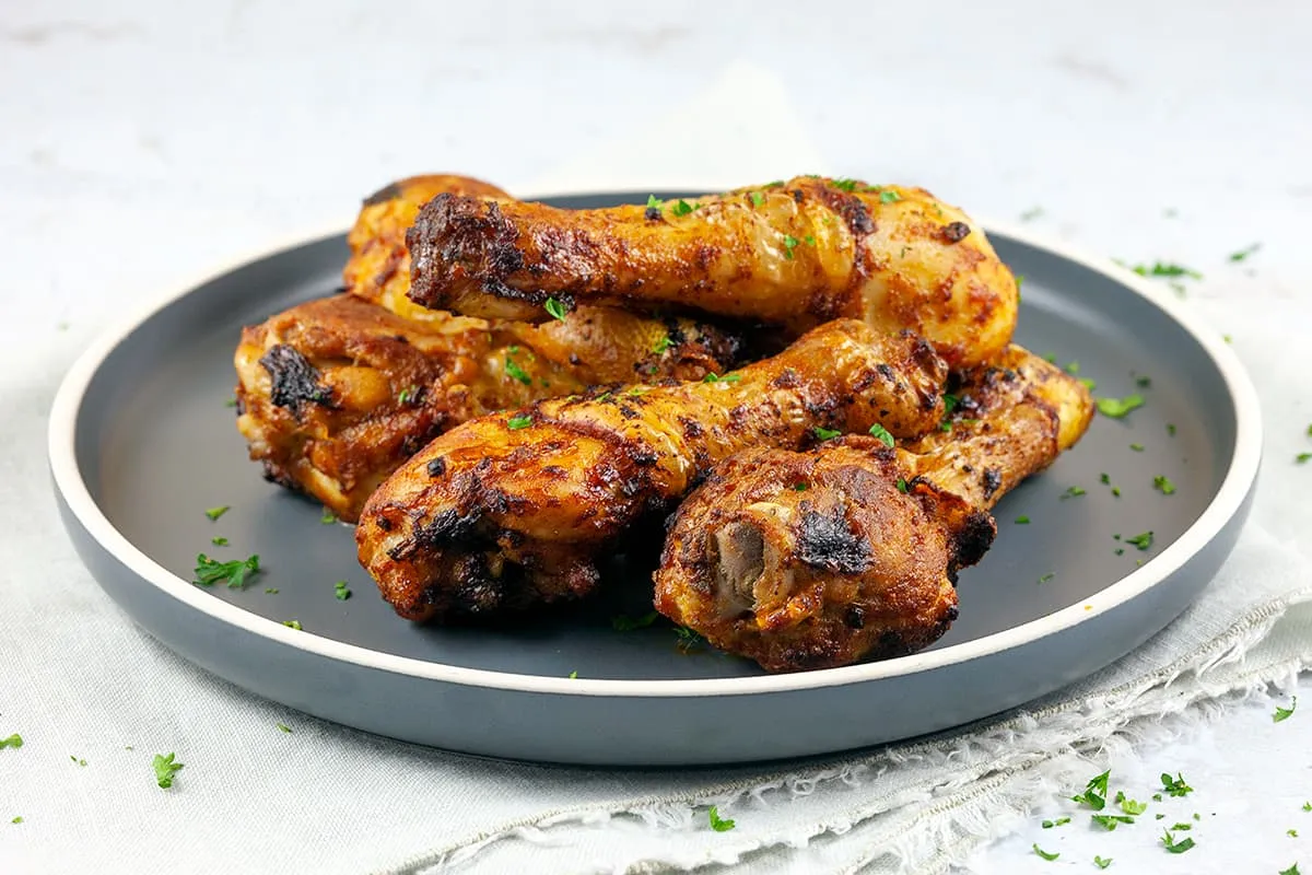 Air fryer drumsticks - tasty and simple crispy chicken