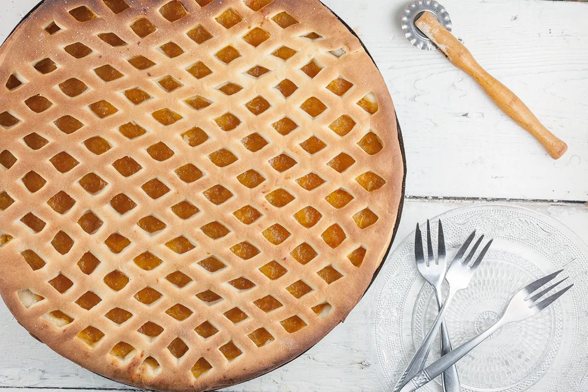 Dutch apricot pie - abrikozenvlaai