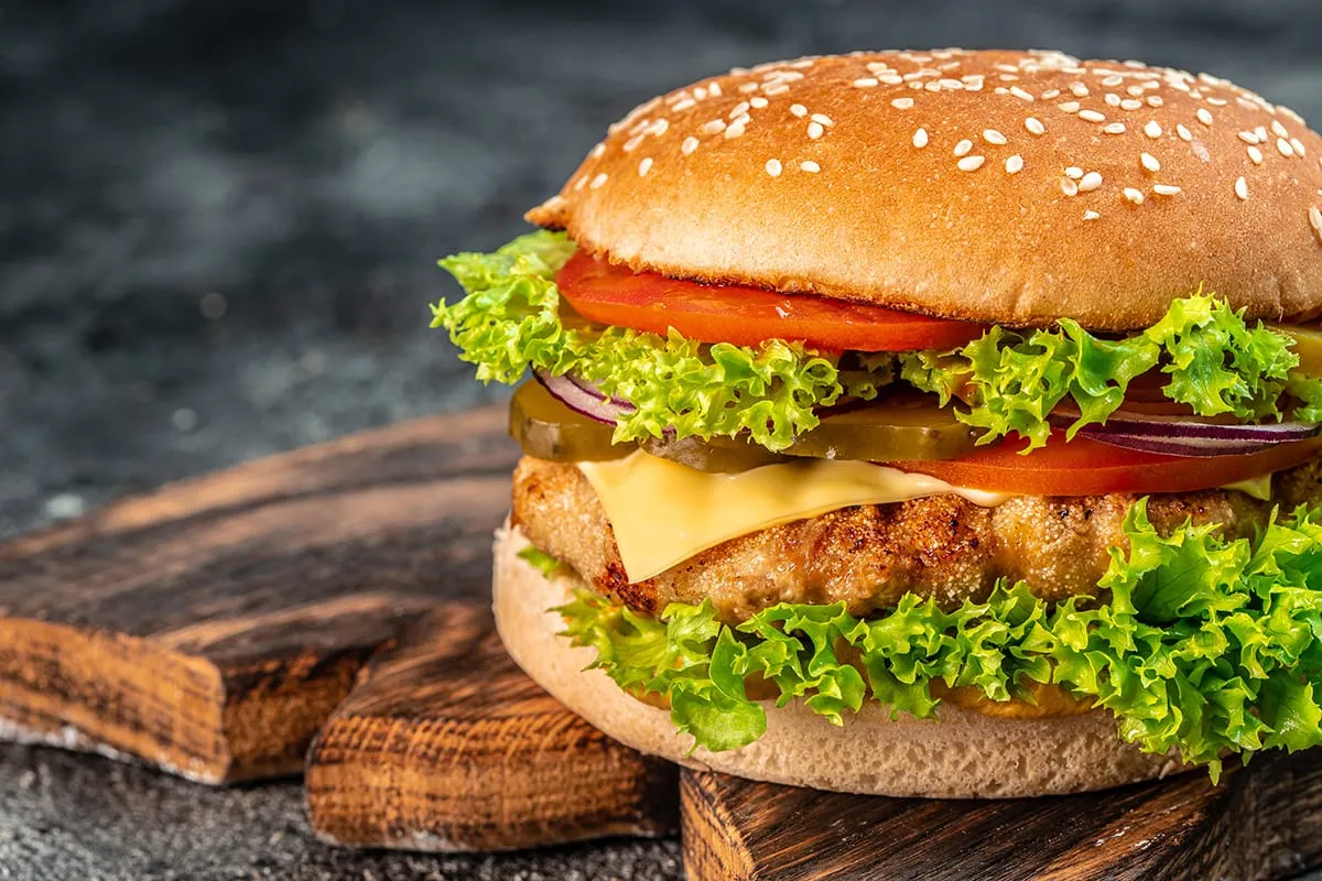 From Plate to Post: How to Market Your Restaurant with Stunning Food Images