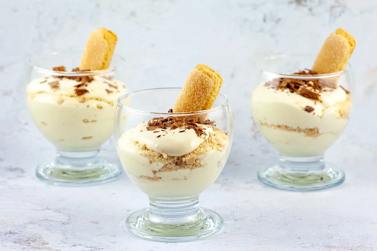 Easy Dutch advocaat mousse with only 5 ingredients