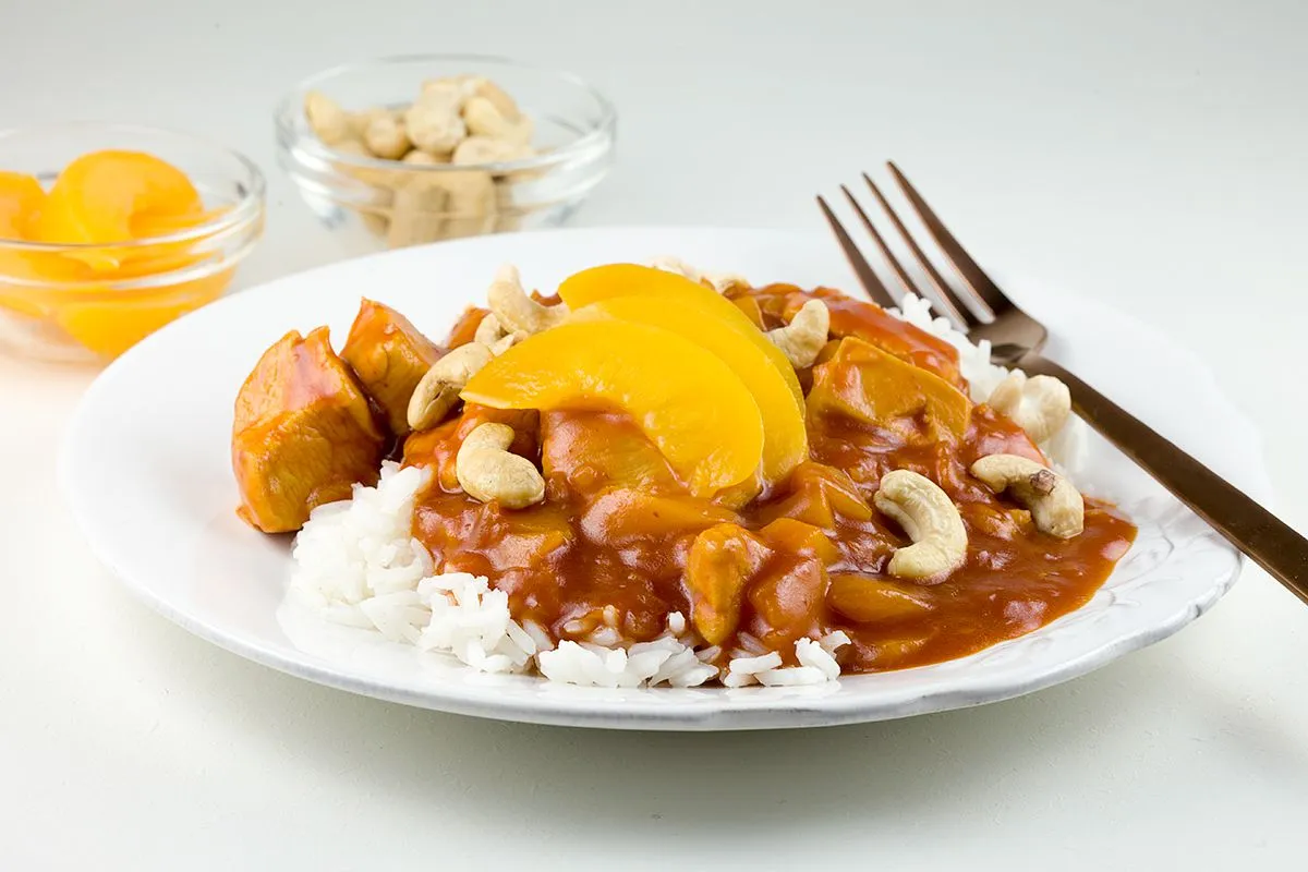 Chicken pilaf with peaches