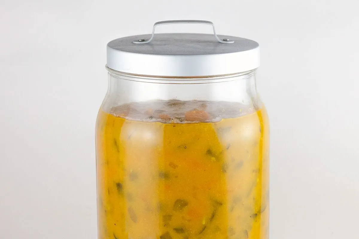 Home-made piccalilli (delicious recipe)