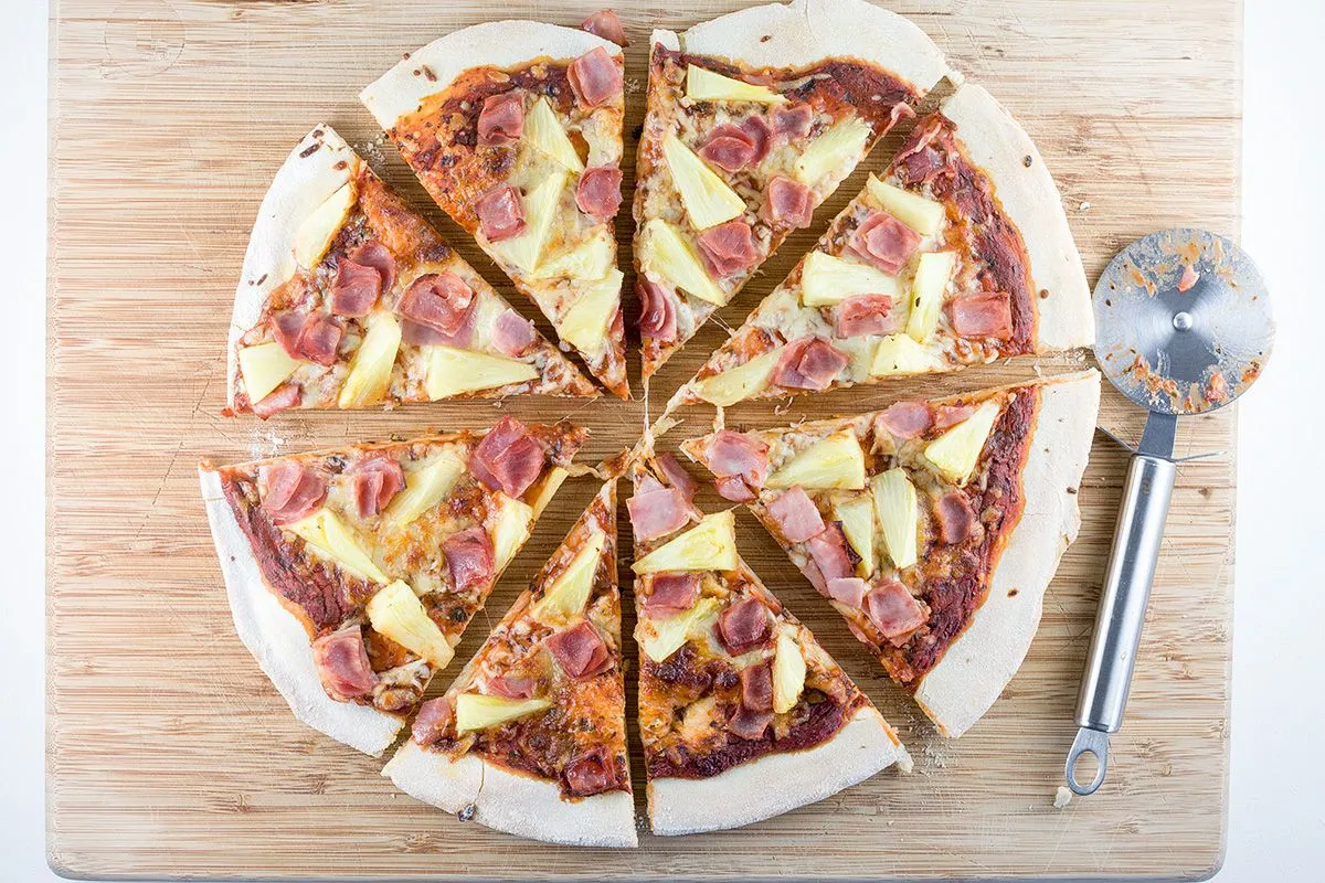 Hawaiian pizza