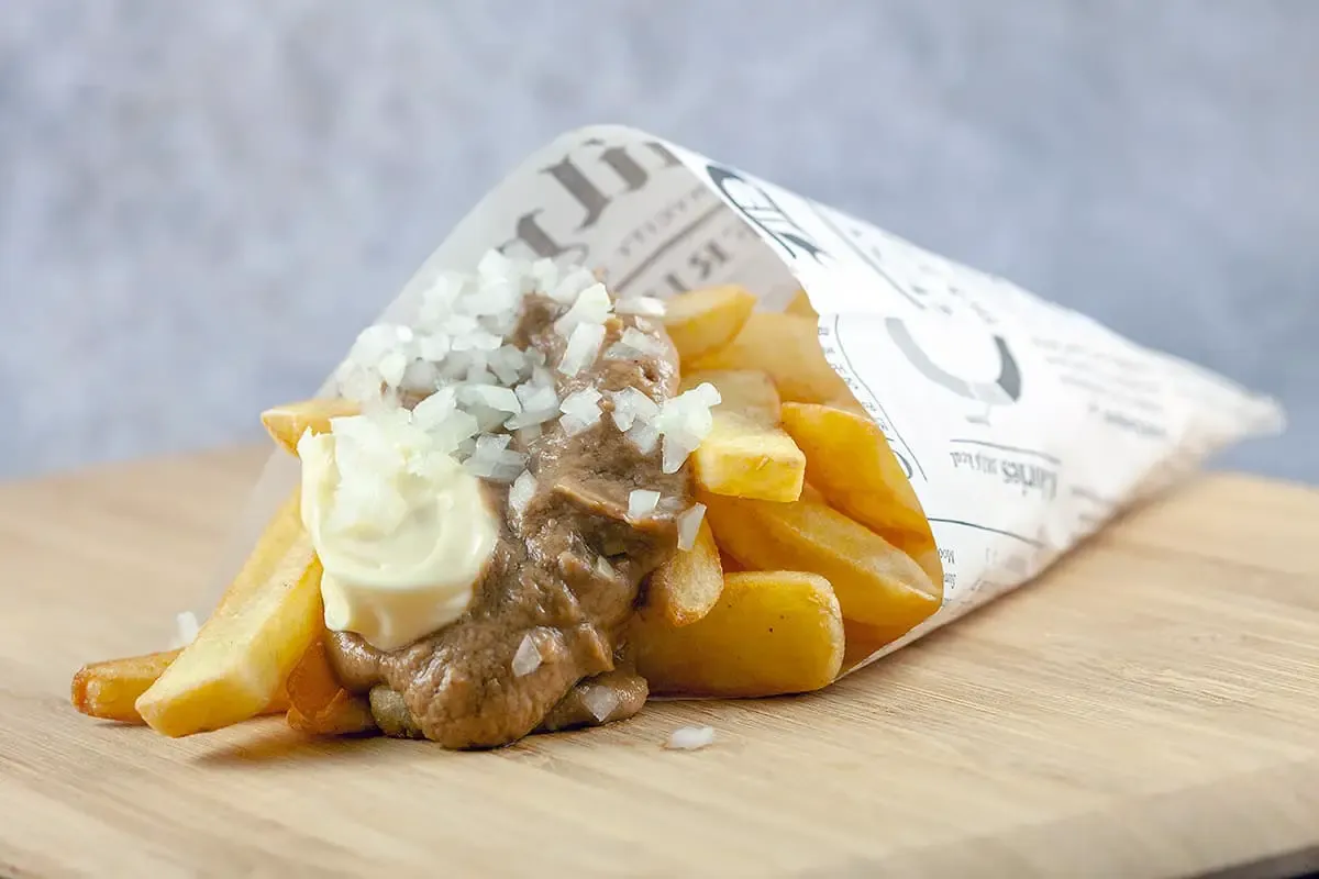Dutch war fries with satay sauce and mayonnaise