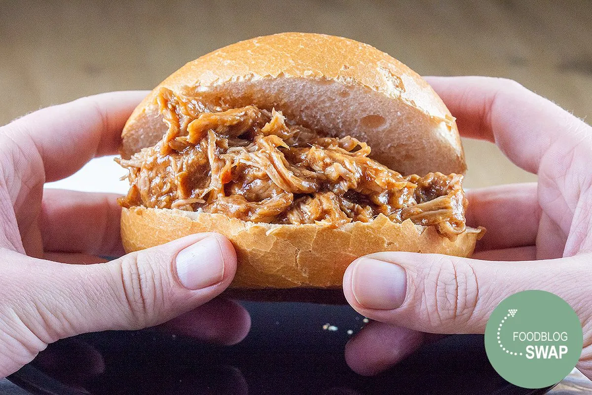 Pulled pork sandwich