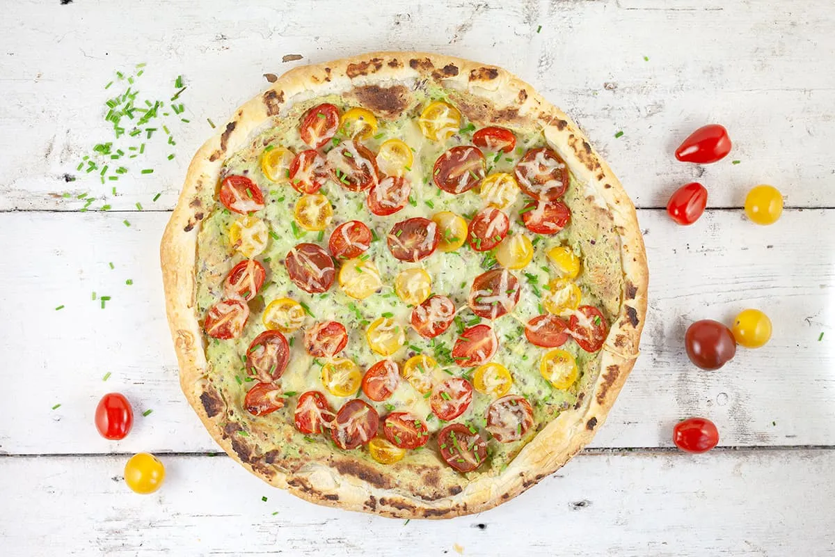 Ricotta and tomato tart
