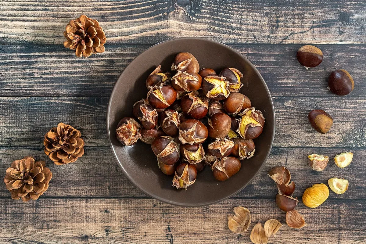 Roast chestnuts in the oven