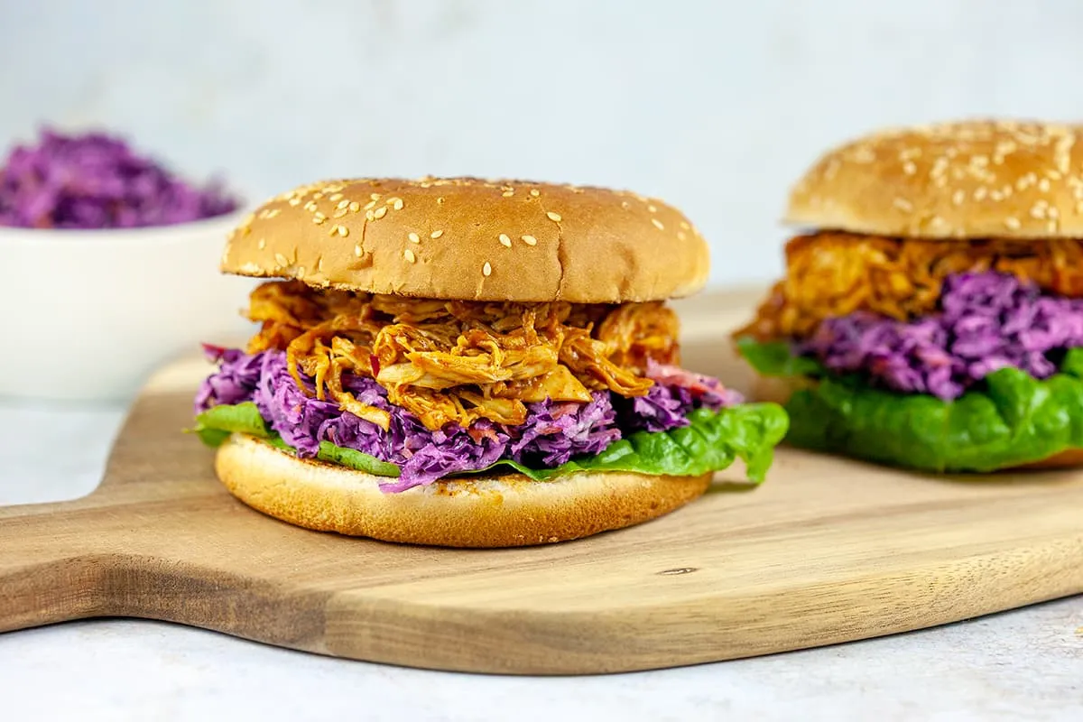 Quick pulled chicken - ready in less than 20 minutes!