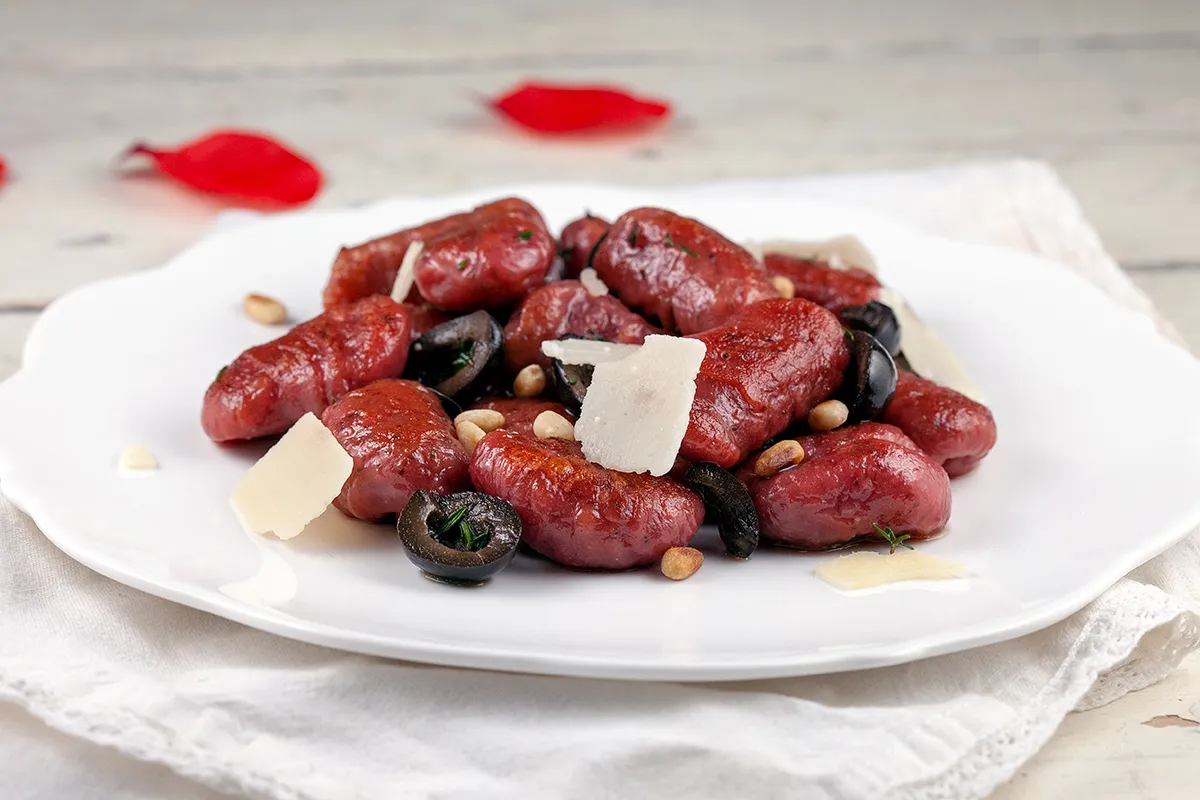 Red beet gnocchi