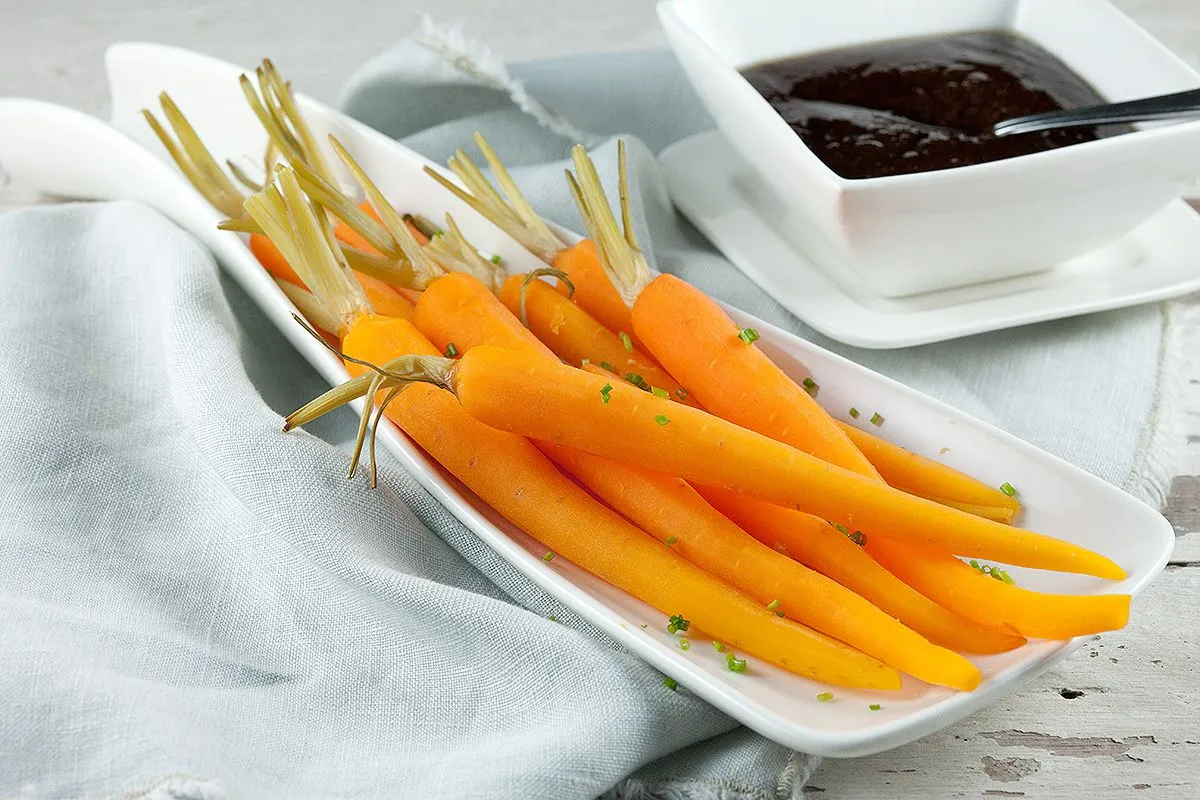 Steamed carrots (whole) - simple but very tasty!