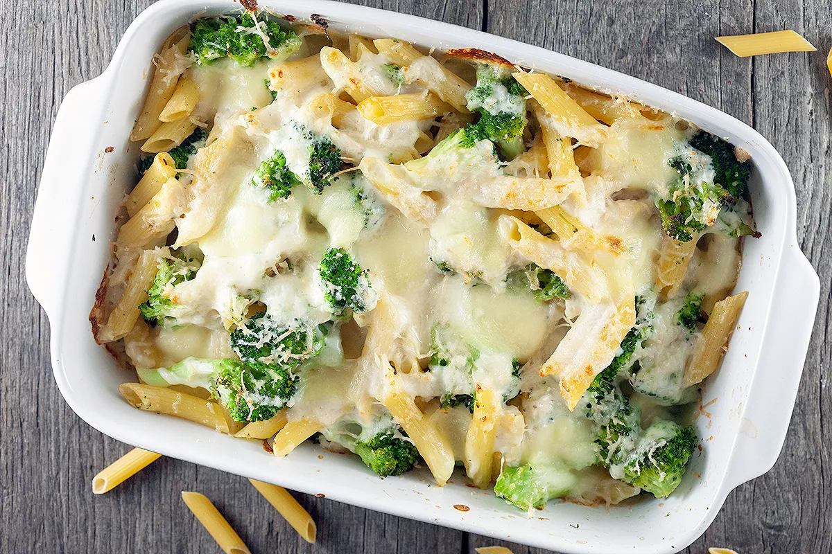 Pasta and broccoli bake