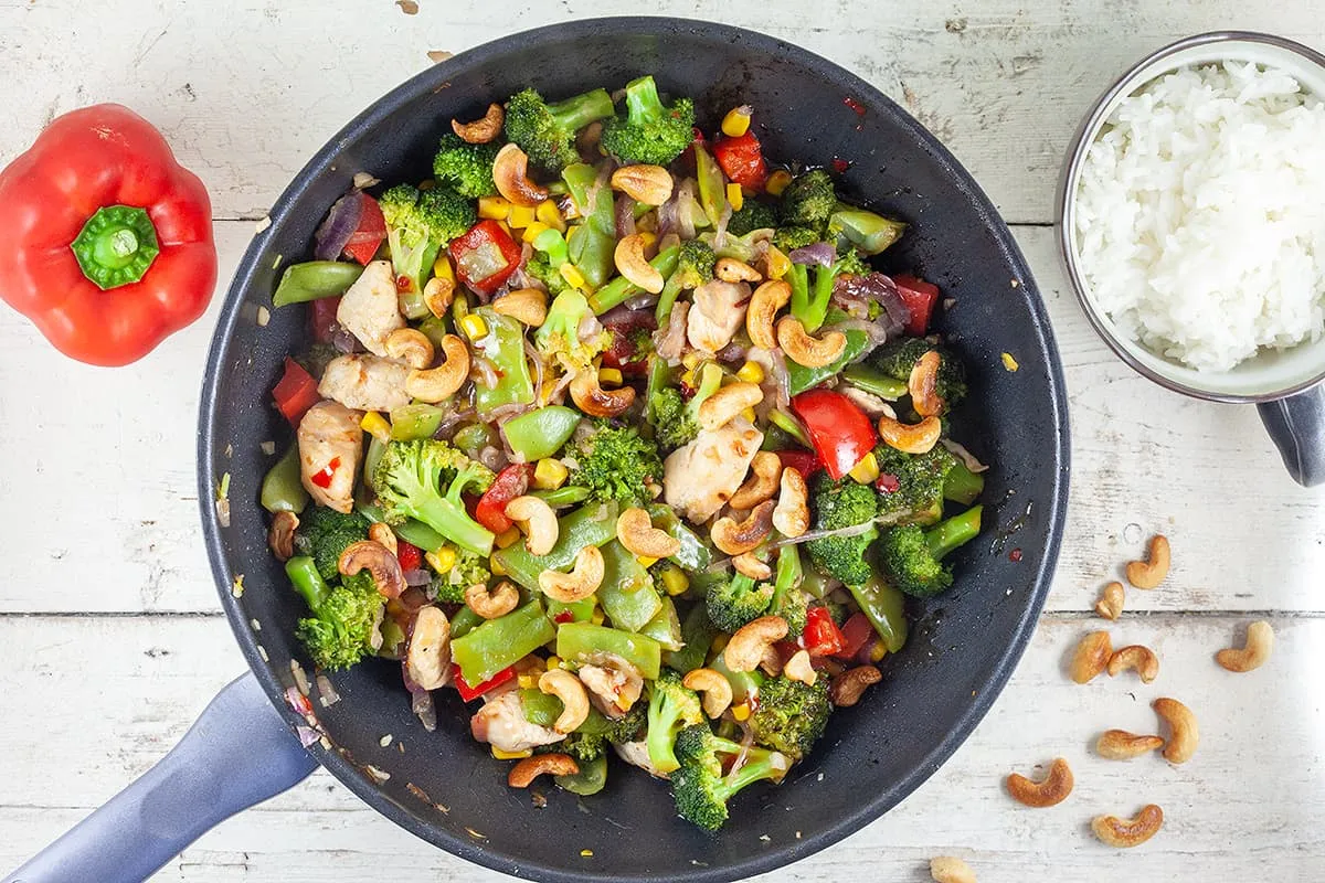 Chicken and broccoli stir fry (quick to make)
