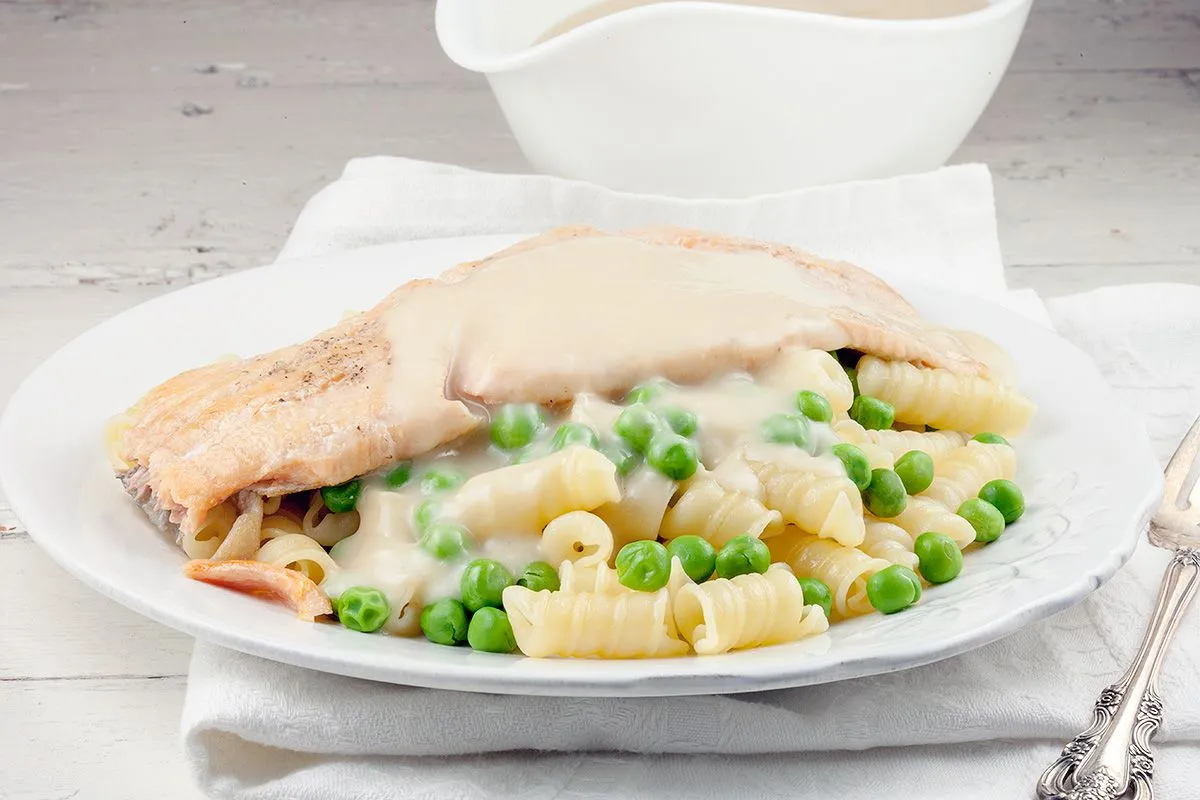 Arctic char with creamy horseradish sauce