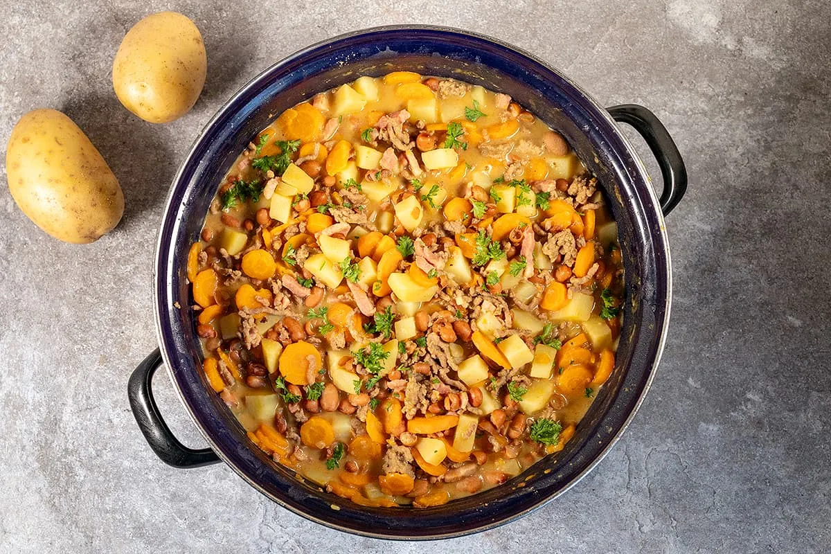 Dutch brown bean stew - delicious with potatoes and minced meat