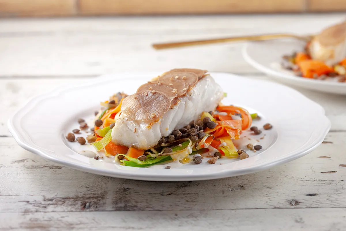 Cod with vegetable stir fry