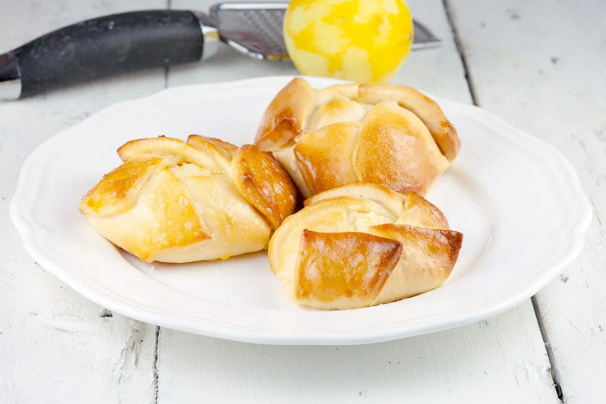 Branzoaice (Romanian lemon pastries)