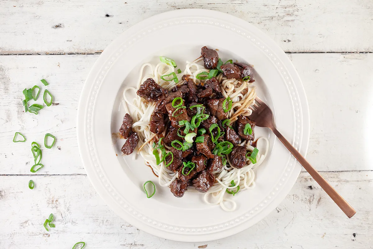 Stir-fried tamarind beef