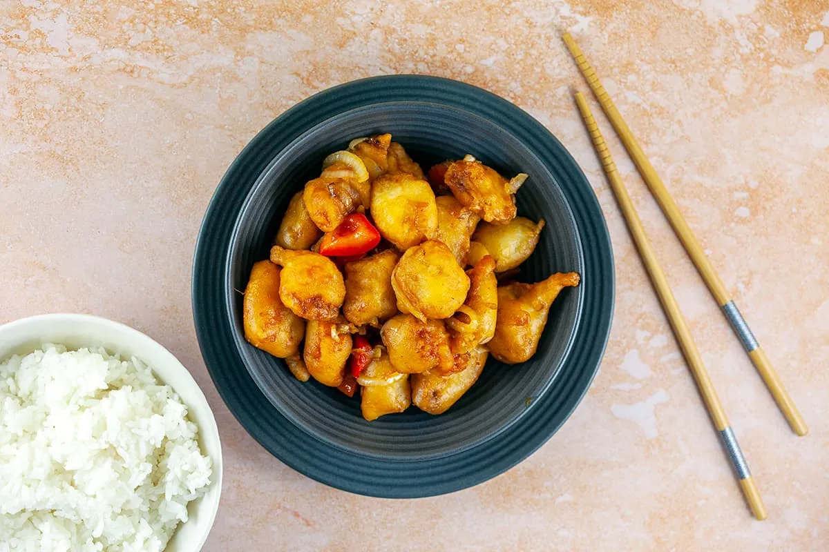 Sweet and sour pork (koe loe yuk)