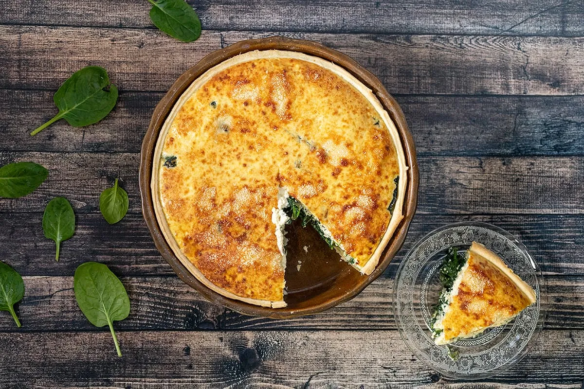Vegetarian spinach quiche with ricotta