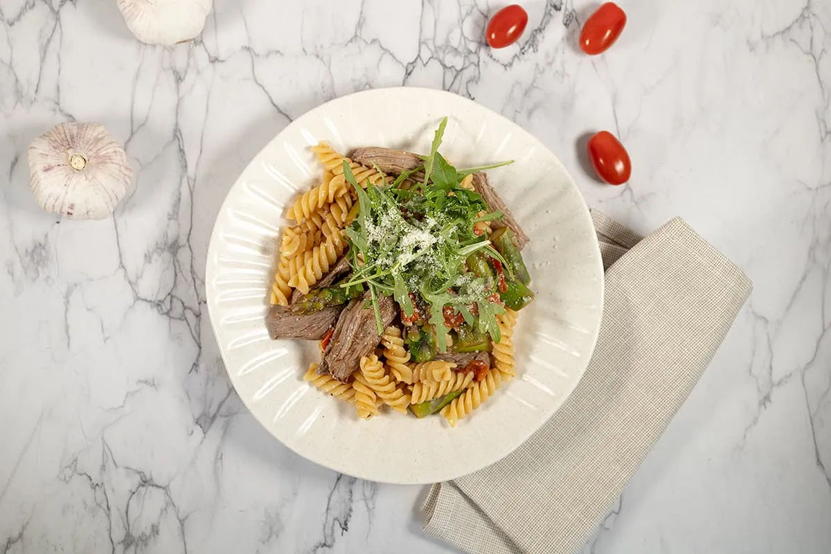 Beef and asparagus pasta - delicious spring recipe