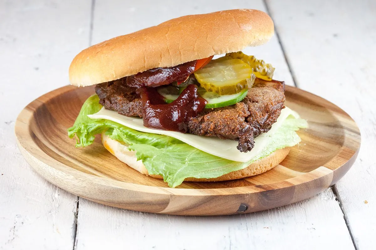 Crisp pork belly burger
