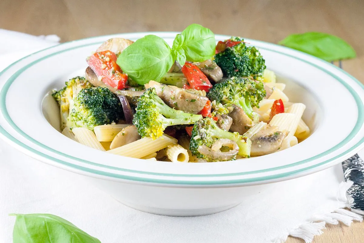 Broccoli pesto pasta