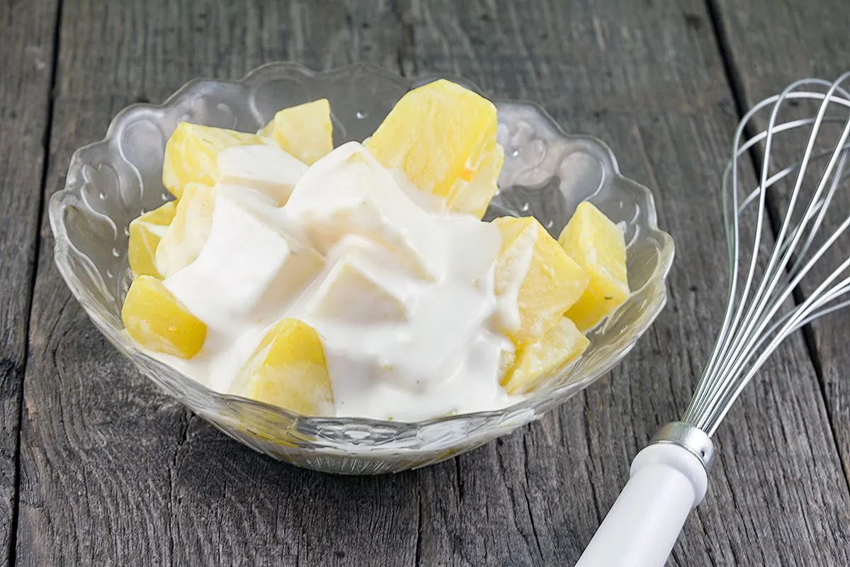 Kohlrabi in a creamy sauce