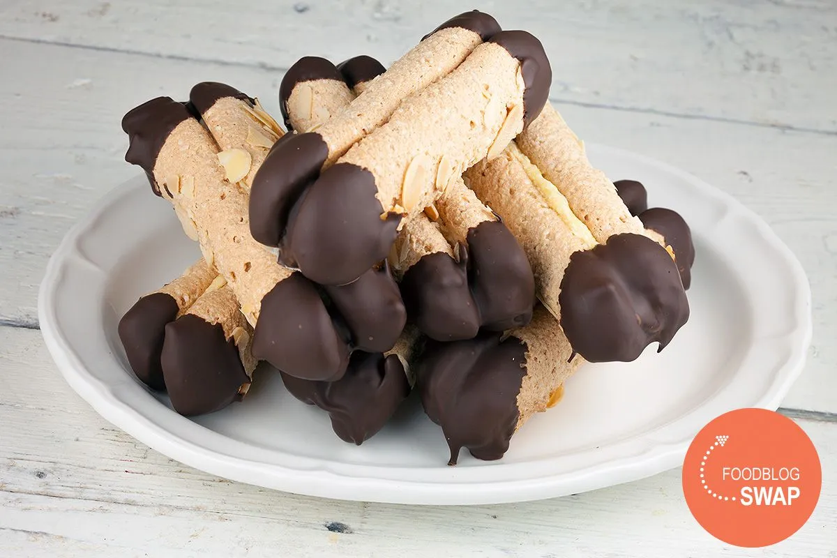 Dutch goat's feet biscuits (bokkenpootjes)