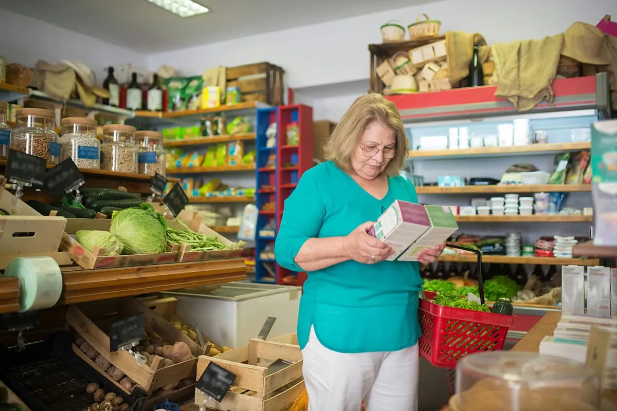Why Local Grocery Stores Matter: Economy, Bulk Buying, Community