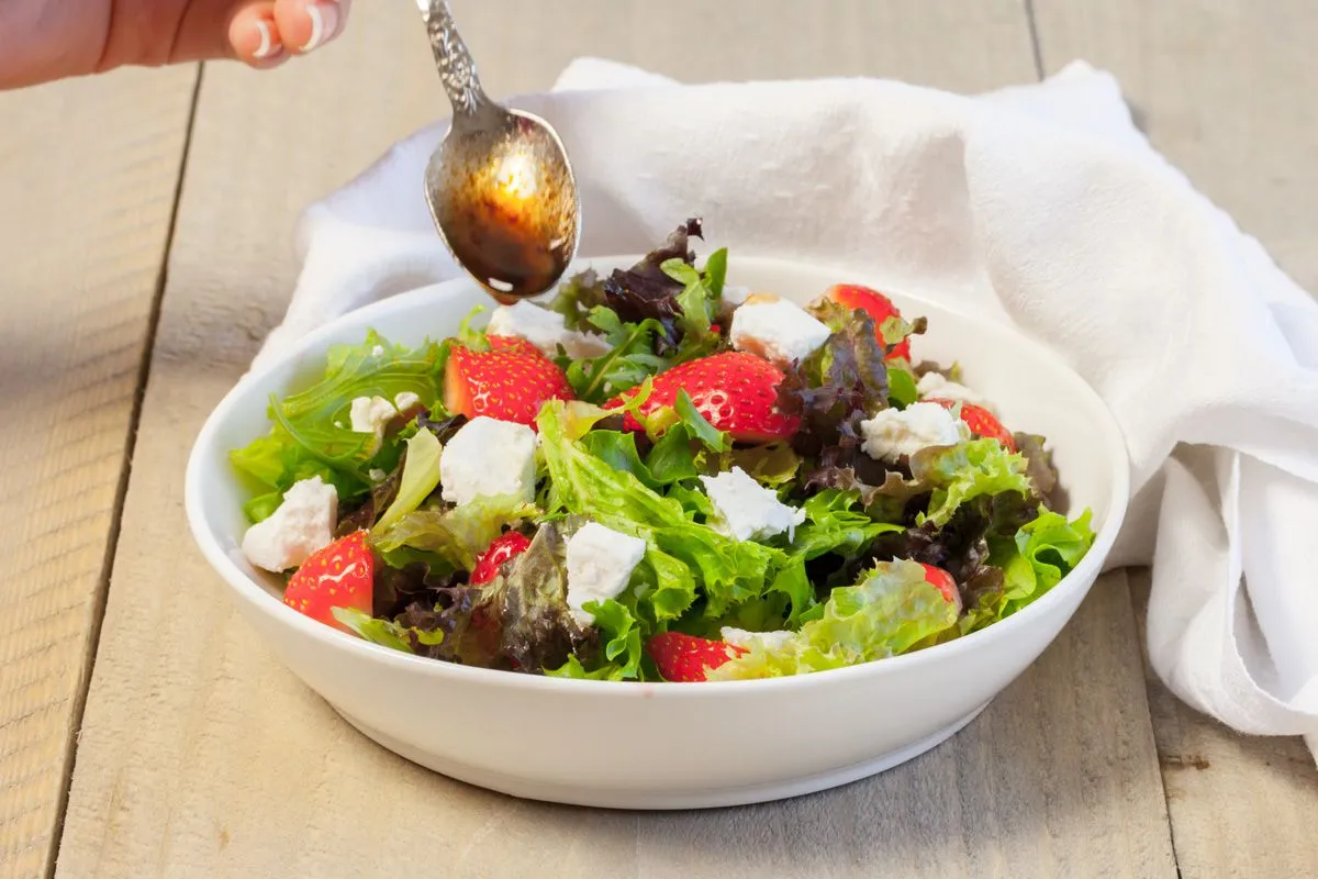 Strawberry and goat cheese salad