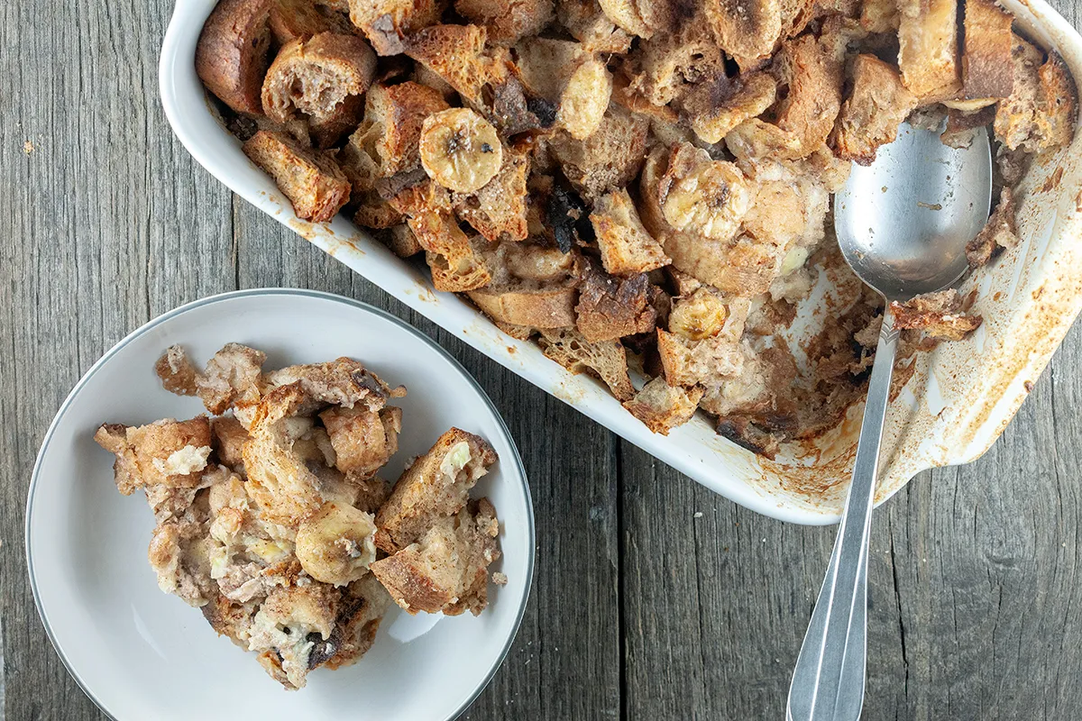 Banana bread pudding