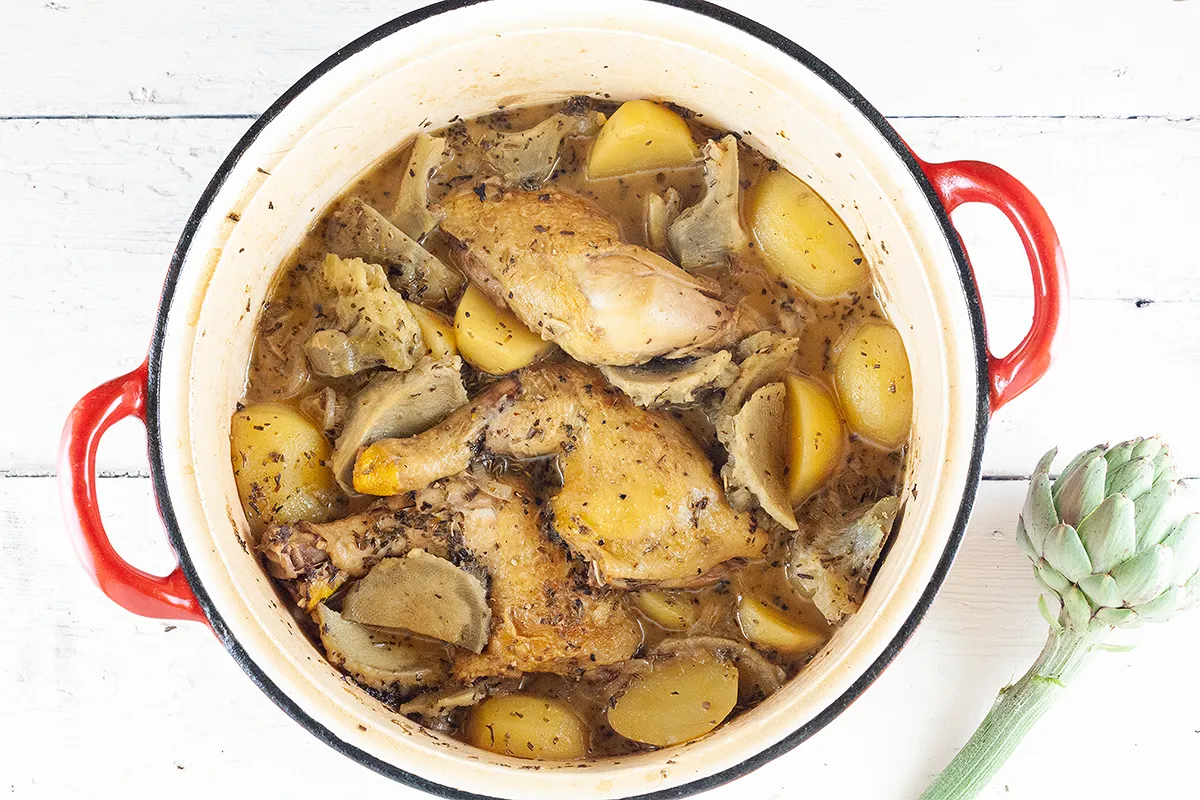 Oven-roasted artichoke, chicken and potatoes